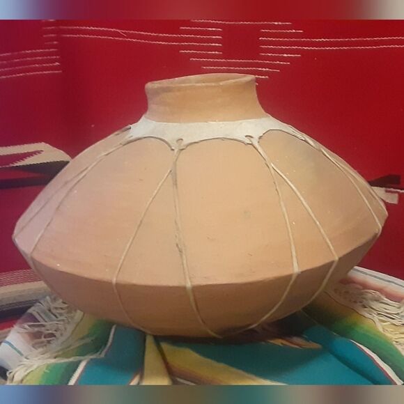 Large Tarahumara SW American Indian Mexican Ceramic Water Pot 16" Wide - Picture 12 of 16